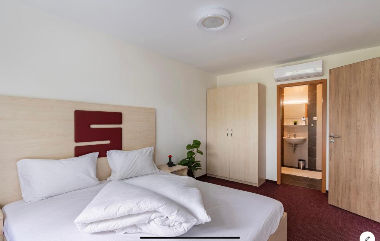 Sinus Premium Aparthotel Siofok Luaran gambar
