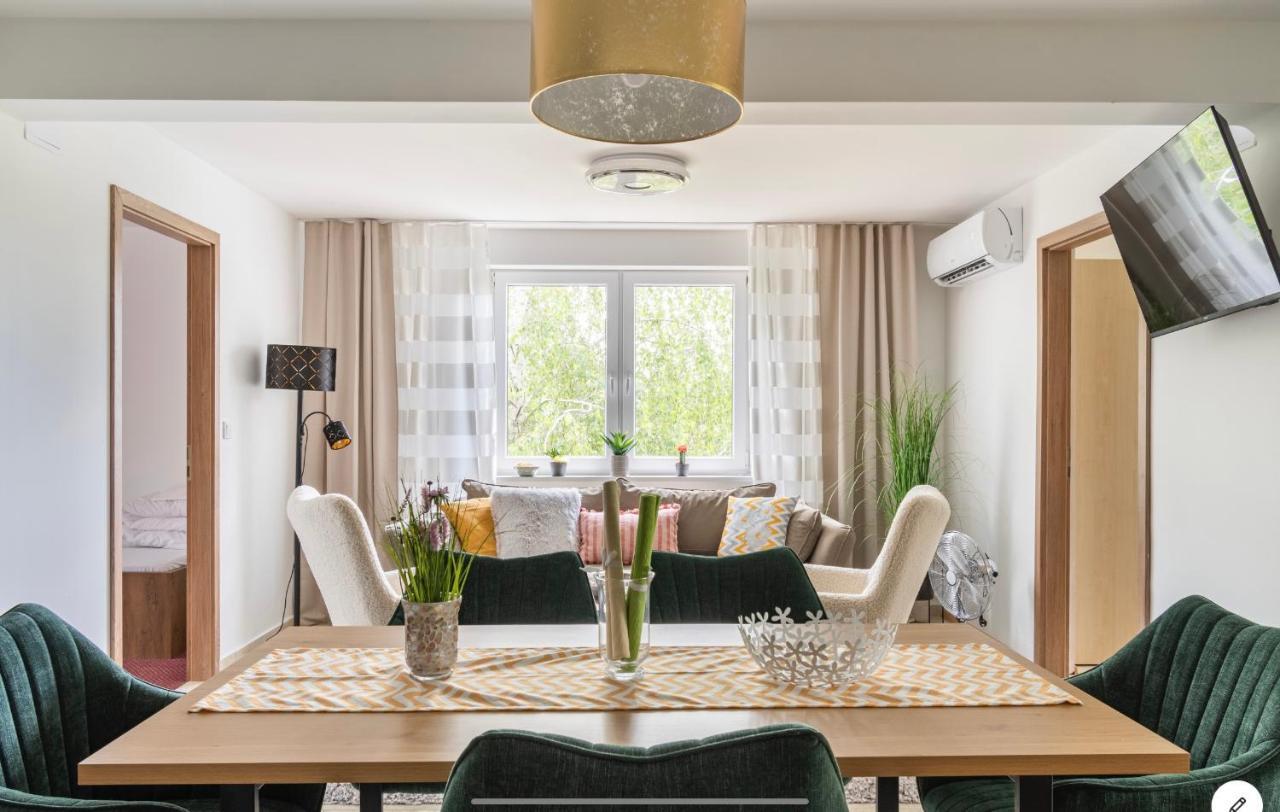 Sinus Premium Aparthotel Siofok Luaran gambar
